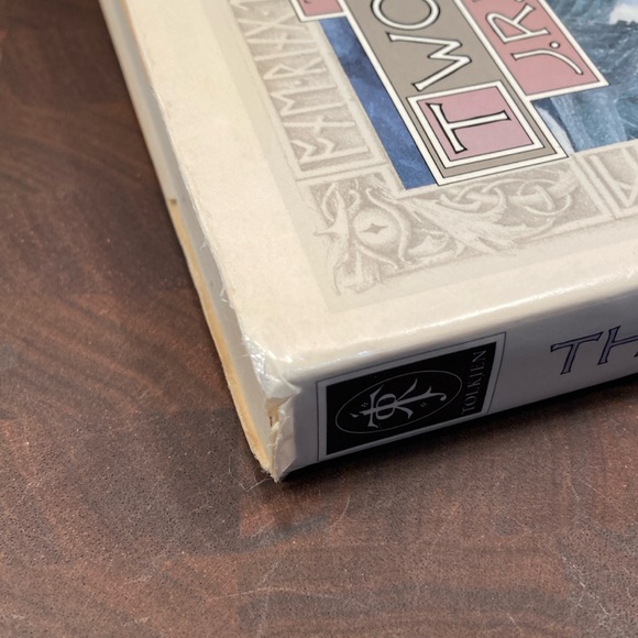 The Two Towers by J.R.R . Tolkien - Picture 4 of 14